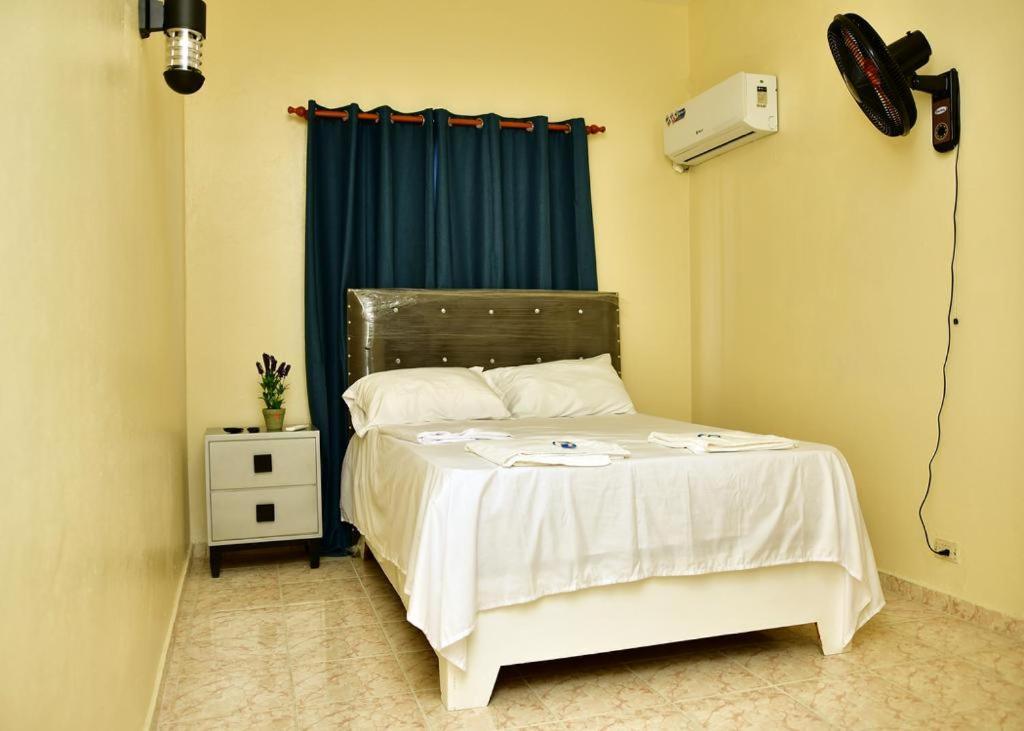 Hotel Freedom นากวา ภายนอก รูปภาพ